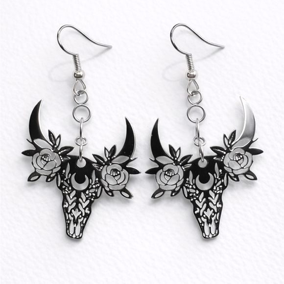 Jewelry - Western Boho Silver Bull Skull Earrings, Floral Dangle Statement Farm Cowgirl